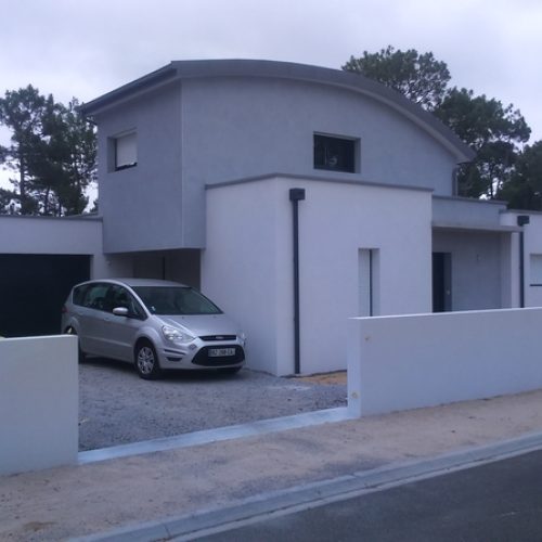 Réalisation d'une maison contemporaine par PALVADEAU CONSTRUCTIONS, maçonnerie à Saint-Jean-de-Monts et en Vendée